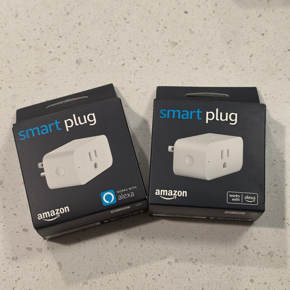 Lot of 2 Amazon Smart Plug Wi-Fi White Works with Alexa C2YY37 New In‎ Box